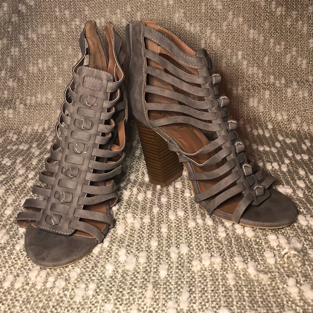 Mi.iM Peep-toe Brown Booties